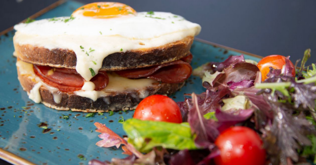 Solo Restaurant Cafe